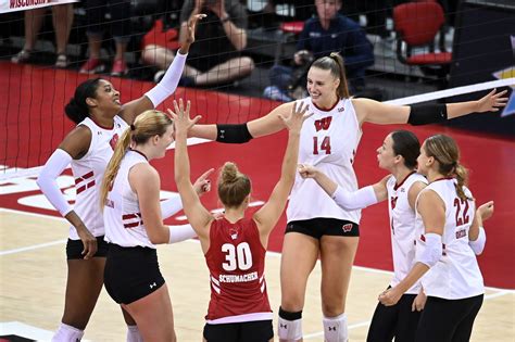 Wisconsin volleyball swept by Nebraska, falls out of Big Ten race